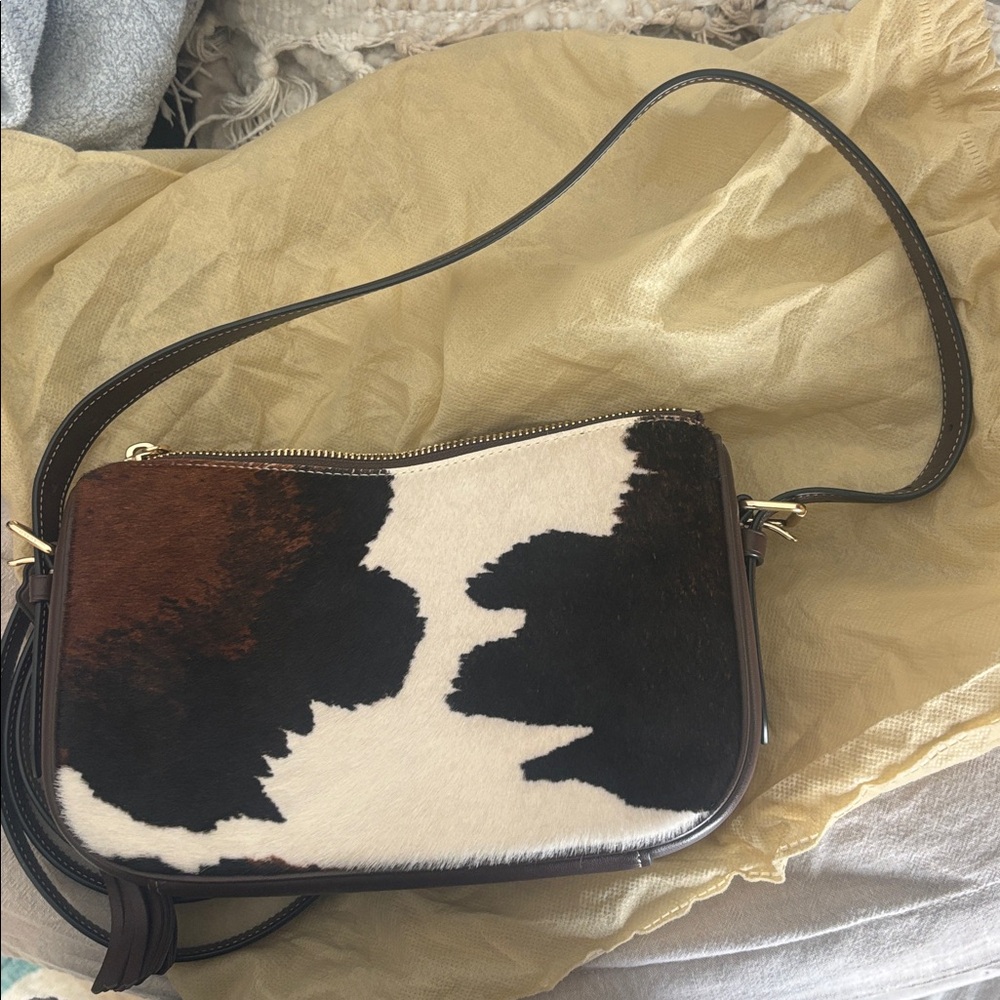 Kailey Shoulder Bag With Cow Print And Tassel - Picture 5 of 8